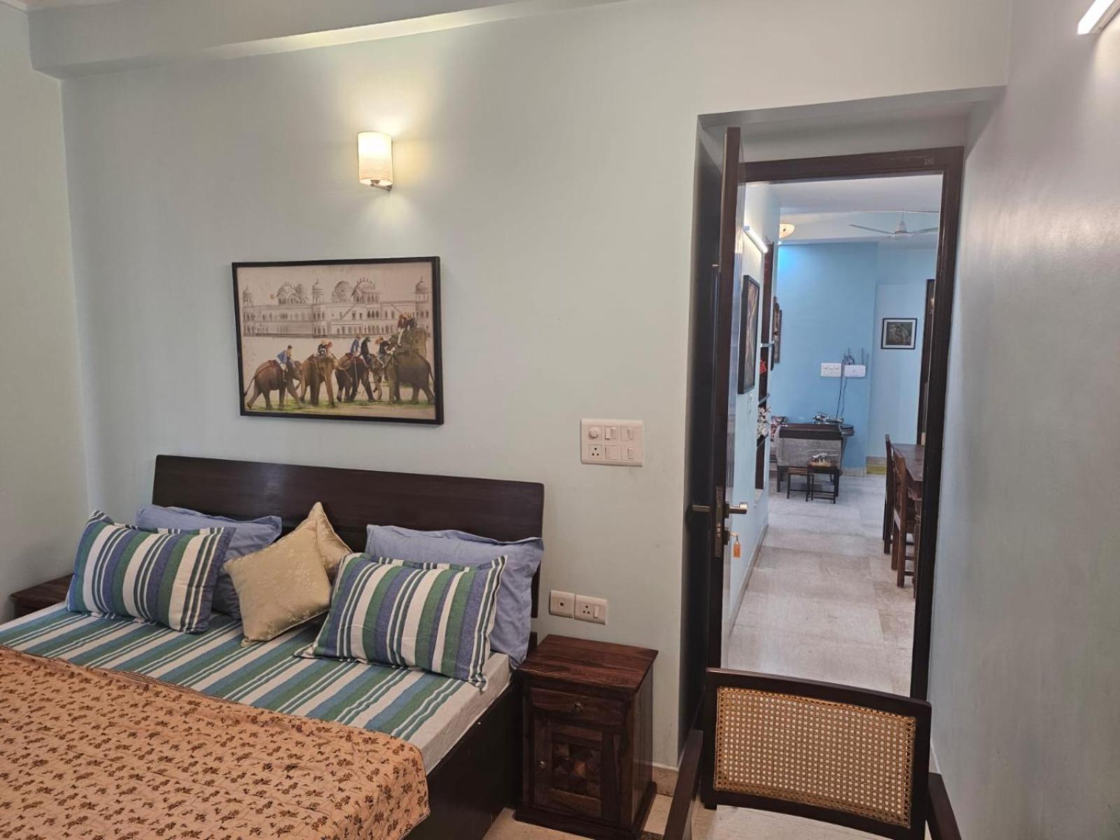 Sky Bloom Luxury Homestay Yeni Delhi Dış mekan fotoğraf