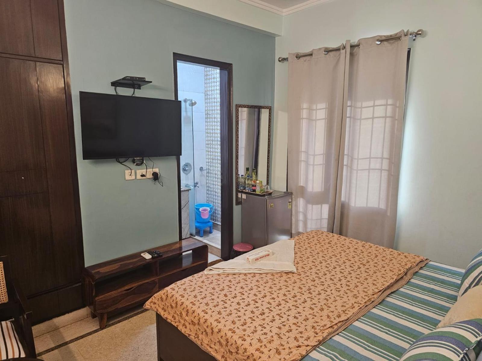 Sky Bloom Luxury Homestay Yeni Delhi Dış mekan fotoğraf