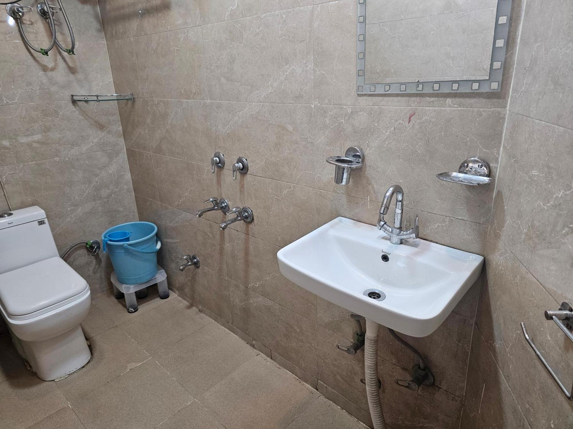 Sky Bloom Luxury Homestay Yeni Delhi Dış mekan fotoğraf